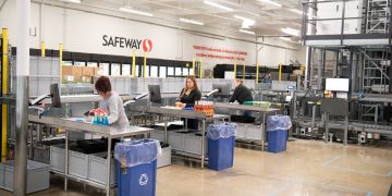Safeway Owner, Rival Grocers Bet on Smaller Warehouses