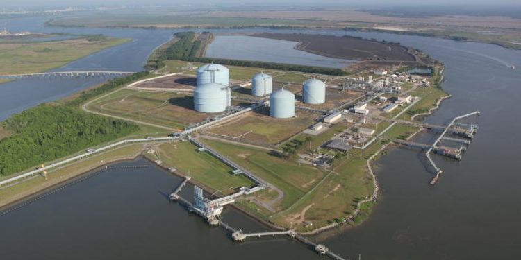 Kinder Morgan sends out first export cargo from Elba Island LNG