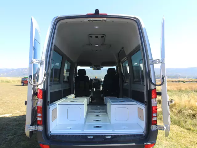 Van owners can create different types of furnitures and settings by moving and stacking the cubes on top of each other. Van owners can create different types of furnitures and settings by moving and stacking the cubes on top of each other.
