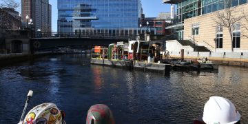The bottom line: Trash pushes Providence river dredging into January, over budget – News – providencejournal.com