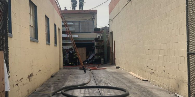 East Oakland pot-grow warehouse fire extinguished