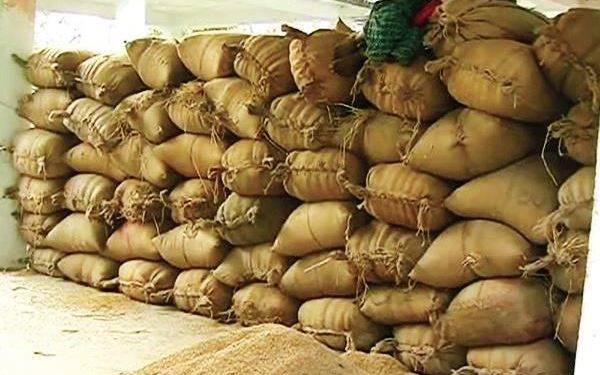 Farmers hit streets over procurement hassles- The New Indian Express