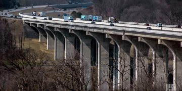 Freight Futures daily curve: 12/11