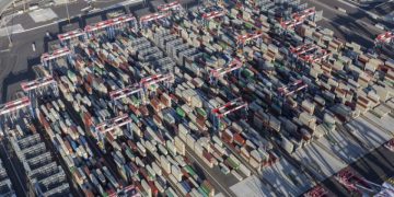 Full ships and threat of rollovers keep ocean rates ‘healthy’