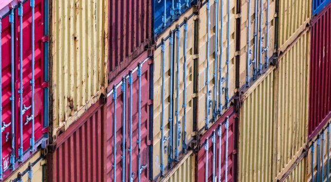 Happier new year in sight for ocean carriers as spot rates hold steady