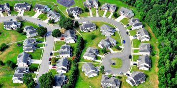 Housing market forecast: 2020 will bring low rates, tight inventory & more competition