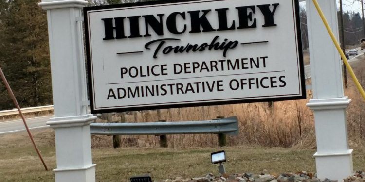 Man assaulted, keys stolen in Aldi warehouse parking lot: Hinckley Township Police Blotter