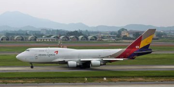 Logistics firm bypasses big China airports with Hanoi-bound trucks