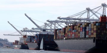 Head officer charged with operating cargo ship while drunk