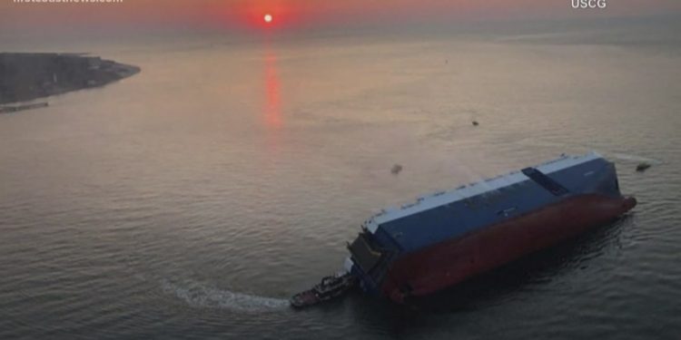 320,000 gallons of oil, water removed from cargo ship Golden Ray