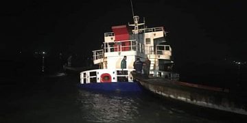 Clinker-laden cargo vessel collides with a launch in Kirtankhola River