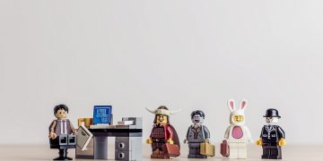 How to identify and recruit top procurement talent