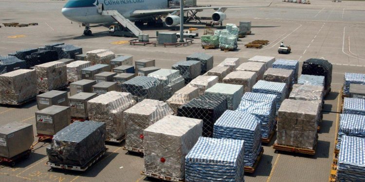 Hong Kong’s airport authority, airlines to offer discounts on cargo charges to boost trade at world’s busiest freight hub
