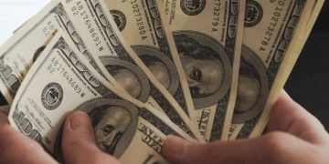 Bank mistakenly deposits $37m into woman’s account – Newtelegraph
