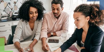 Ask yourself 4 questions before hiring a financial advisor