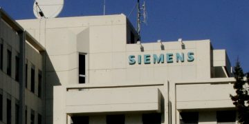 Prosecutors File Charges Against Former Greek Min, Former Siemens Hellas Head over Procurement Contract