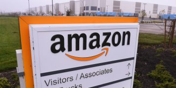 Workers injured at Fresno CA Amazon warehouse at high rate