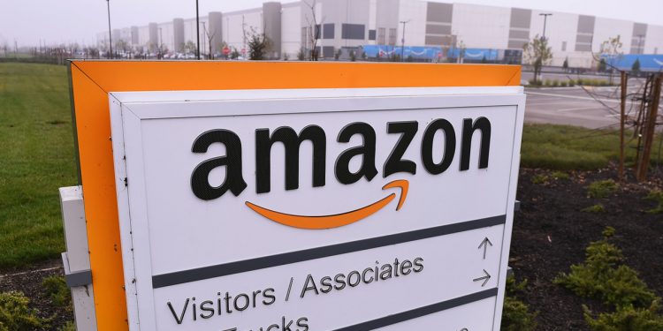 Workers injured at Fresno CA Amazon warehouse at high rate