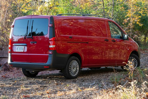 2019 Mercedes-Benz Metris rear quarter