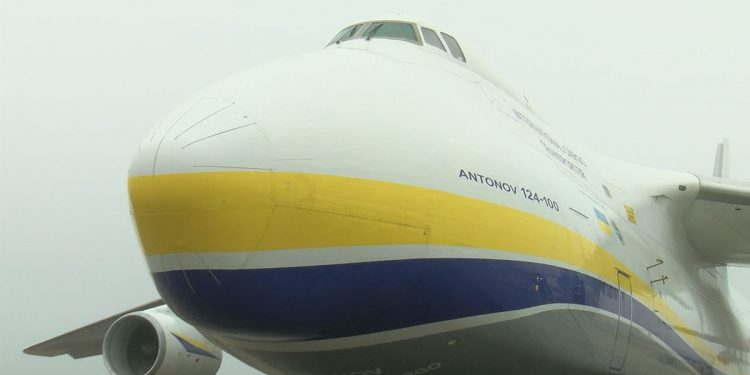 Russian cargo plane delivers Rolls-Royce engine to Stennis