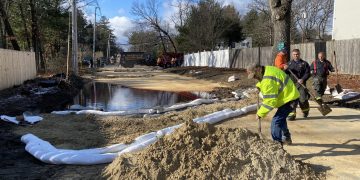 Oil truck crashes, spills cargo in Billerica – News – Wicked Local