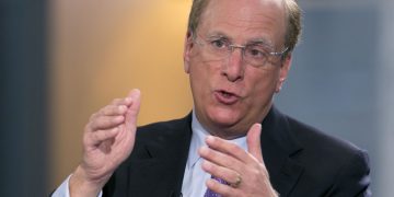 Will Vanguard take up BlackRock’s climate risk challenge?