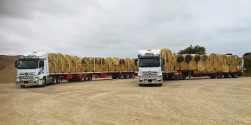 LINX Cargo Care Group supports hay convoy for Victorian bushfire relief | Logistics, Trucking & Transport News