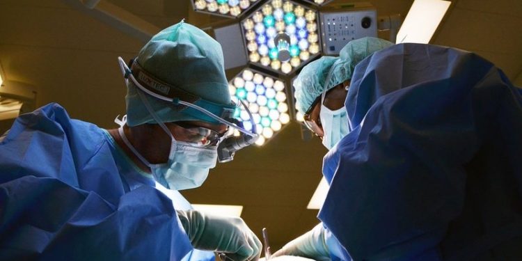 Gown recall entangles healthcare supply chain