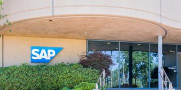 SAP changes top management with new co-CEOs