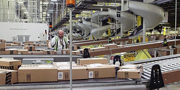 New Amazon Warehouse In Hudson Valley Would Bring 800-Plus Jobs