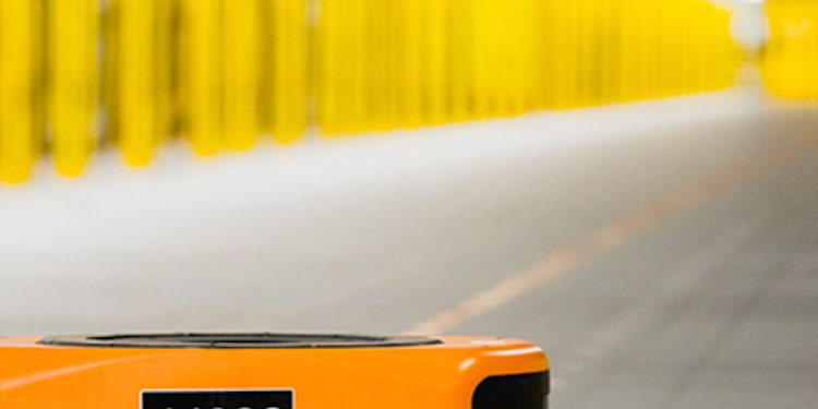 Amazon now has 200,000 robots working in its warehouses