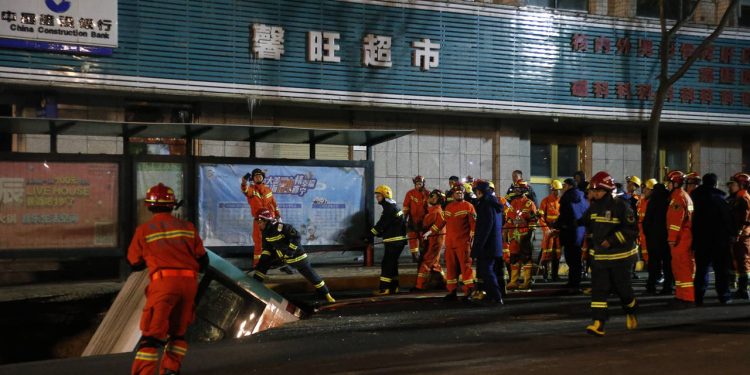 Bus falls into sinkhole on road in China; 10 dead or missing