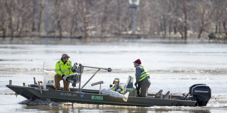 4 Missouri River states unite to try to limit flooding
