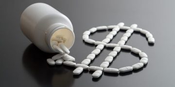 Supply chain and drug pricing reform required to lower US healthcare costs
