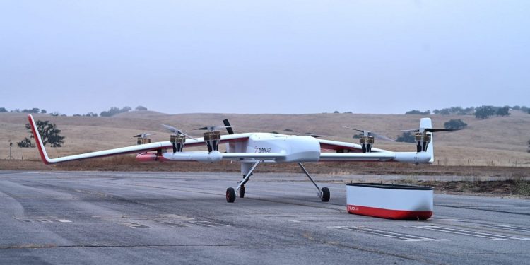 EmbraerX Partners with Elroy Air on Unmanned VTOL Cargo Delivery