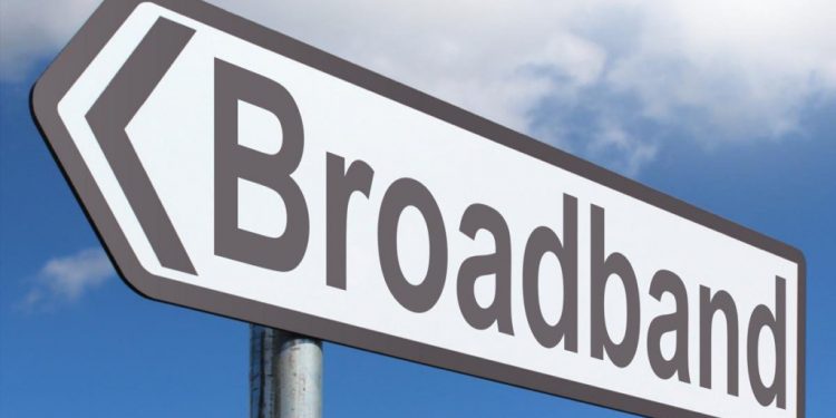 Connecting Devon and Somerset begin superfast broadband procurement process | Latest Exmouth News
