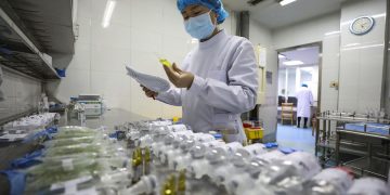 Coronavirus ‘not bothering’ L’Oreal supply chain, CEO says