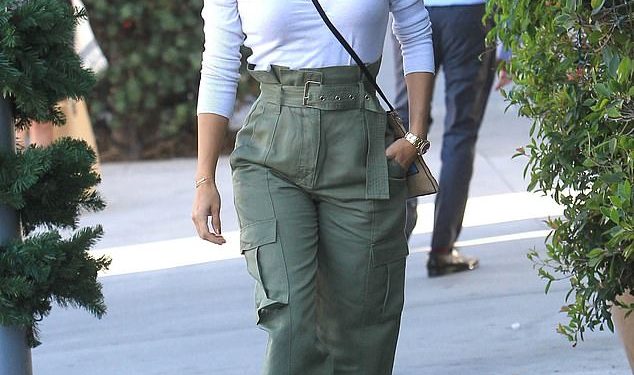 How to dress like a grown up with Shane Watson: Cargo pants are back and now they’re chic