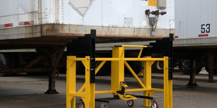 Ideal Warehouse Innovations Launches New Trailer Stands at MODEX 2020 – New Products and Services – DC Velocity