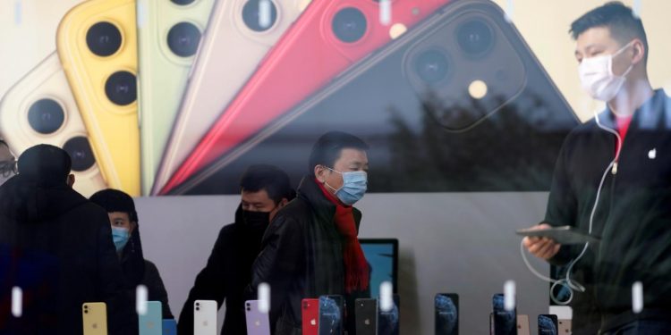 How coronavirus is upending the tech industry’s supply chain — Quartz