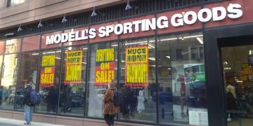 West Side Rag » Two Upper West Side Modell’s Sporting Goods Locations Closing