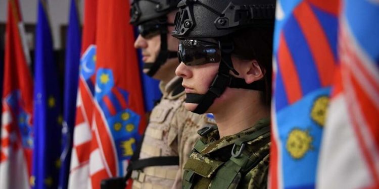 Defence Ministry Signs Procurement Agreements with 38 Croatian Companies