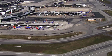 Small Cargo Aircraft Hits Navigation Equipment At BWI – CBS Baltimore