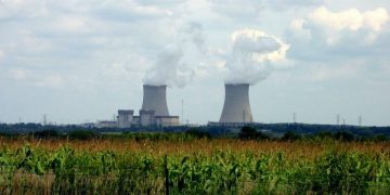 Exelon now sees potential criminal or civil penalties from Illinois investigations