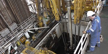 Oil falls sharply alongside other commodities as uncertainty grows