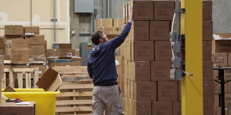 Coronavirus delays Amazon orders and could put sellers out of business