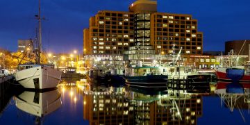 Hobart man with coronavirus went clubbing at Obar and Cargo