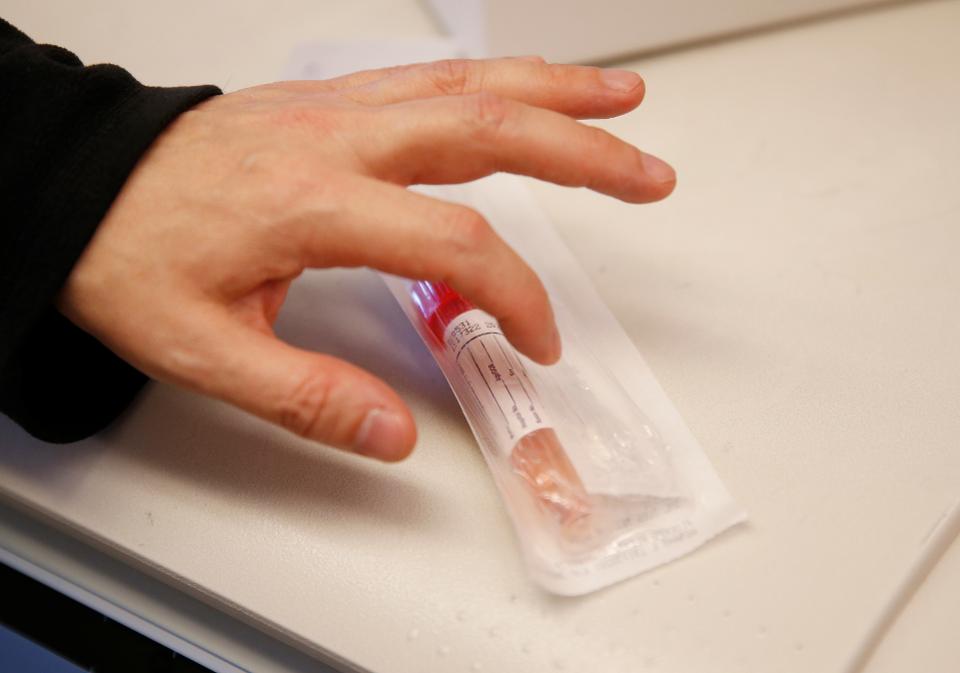 Coronavirus Sample Testing at MGH