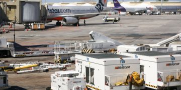 Gov’t, cargo, military flights allowed to enter, exit NCR as quarantine rolls out