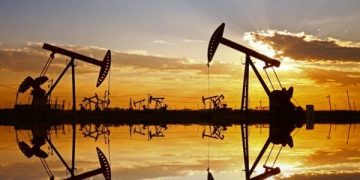 Surprise Inventory Draw Fails To Move Oil Markets